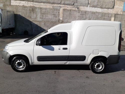 Imagem 8 de 12 de Fiat Fiorino 2017 1.4 Hard Working Flex 4p