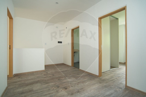 Duplex En Venta De 3 Dormitorios En City Bell