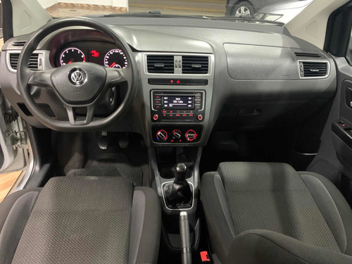 Imagem 11 de 11 de Volkswagen Fox 2018 1.6 Comfortline Total Flex 5p