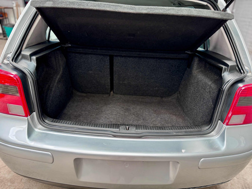 Volkswagen Golf 1.6 Comfortline