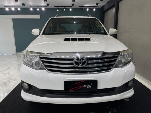Toyota Hilux Sw4 3.0 Srv 4x4 7 Lugares 16v Turbo Intercooler Diesel 4p Aut