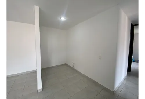 Apartamento En Arriendo En Itagüí, Centro De La Moda