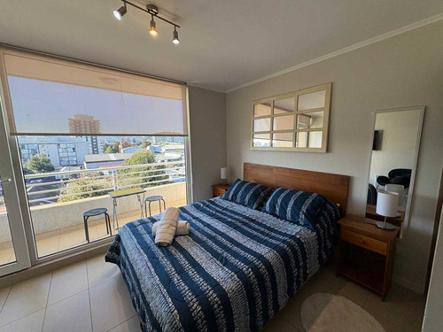 Arriendo Dpto Amoblado En Edificio Lucerna (89273)