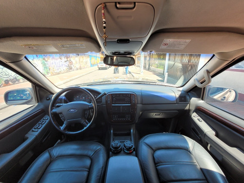 Ford Explorer 4.6 Limited