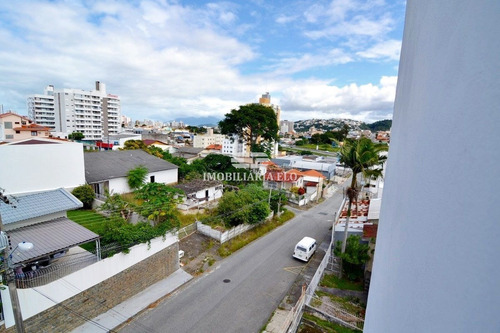 Apartamento De 01 Quarto Em Localização Privilegiada. - 4443