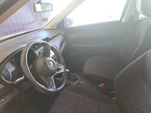 Nissan Kicks 1.6 Active CVT (flex)