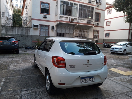 Renault Sandero 2015 1.6 Dynamique Hi-power Easy-r 5p