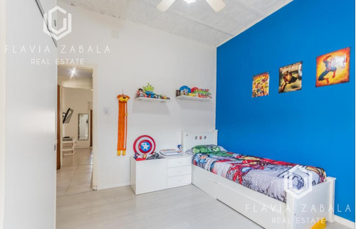 Venta Casa Tres Ambientes Con Pileta Y Jardín En Ituzaingo