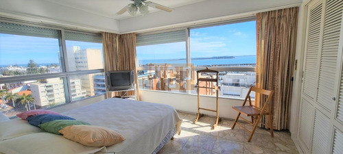 Imagen 20 de 22 de Apartamento En Peninsula, 3 Dormitorios *