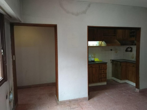 Imagen 3 de 16 de Ph En Venta V. Maipú, 2 Amb. Con Cochera Y Terraza