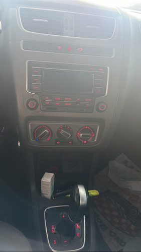 Volkswagen Crossfox 1.6 Vht Total Flex I-motion 5p