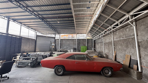 Galpón/local Comercial 196m2, Planta, Peñalolén