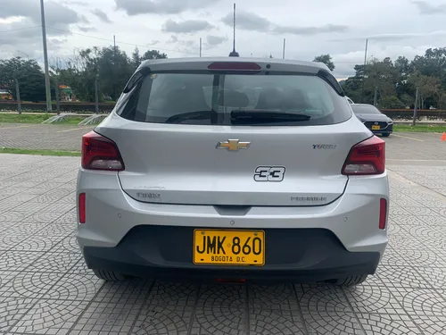 Chevrolet Onix 1.0T Premier Hatch At