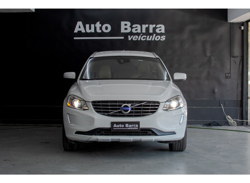 Volvo XC60 2.0 T5 COMFORT FWD TURBO GASOLINA 4P AUTOMÁTICO