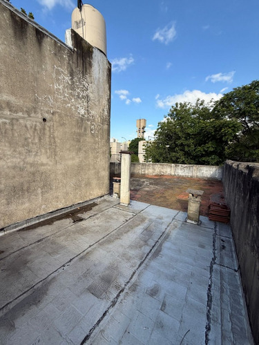 Venta, Casa Con Local S/ Lote 8.40x22, Villa Lugano