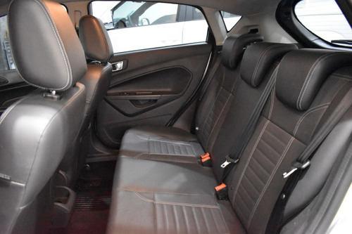 Ford Fiesta Kinetic Design 1.6 Titanium Powershift 120cv
