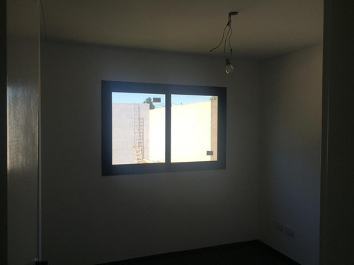 Imagen 8 de 20 de Excelente Duplex Nuevo En Complejo - Udaondo - Venta - Oportunidad