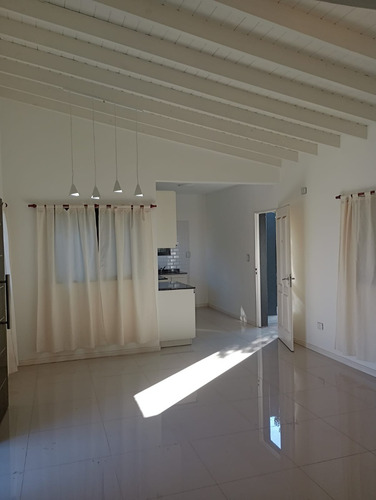Casa A Estrenar-carpintería (zona Céntrica)