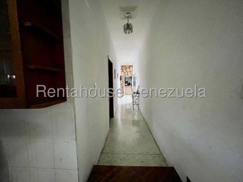 Julio Perez Vende Casa En Barquisimeto Urb Santa Elena Cod Flex 25-11633 Jro