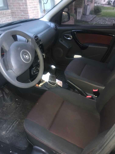 Renault Sandero 1.6 Confort 2011