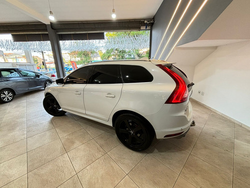 Volvo XC60 2.0 T5 R-design 5p