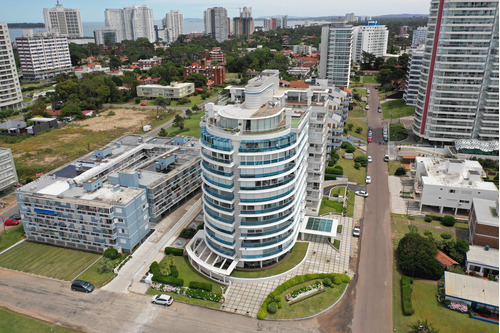 Alquilo Espectacular Departamento Frente Al Mar. Punta Del Este