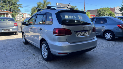 Volkswagen Suran 1.6 Comfortline 101cv