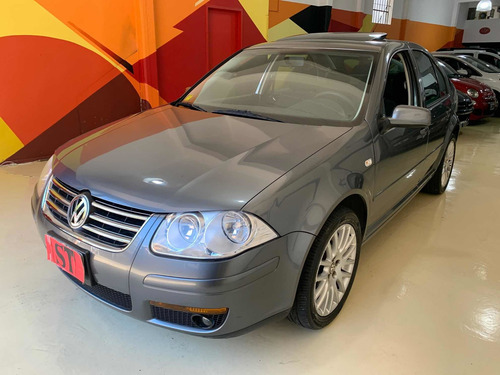 Volkswagen Bora 1.8 Highline T 180cv 2010