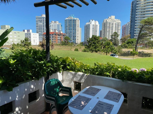 Venta Apartamento Punta Del Este 3 Dormitorios Parrillero