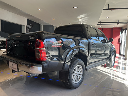 Toyota Hilux Pick-up 3.0 Cd Srv Cuero I 171cv 4x4 4at