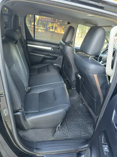Toyota Hilux 2.8 Tdi Cabina Doble At