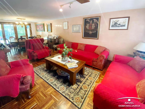 Casa En Venta Desarrollada En Dos Niveles Con Un Mezzanine, En La Calle De Av. México En La Colonia Heroes De Padierna