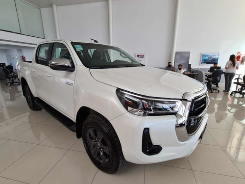 Toyota Hilux 2021 2.8 Cd Srv 177cv 4x4 At