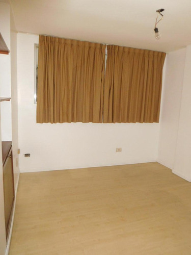 Imagen 8 de 30 de Centro, A Mts De Florida Y Galerias Pacifico, Depto 3 Ambientes , 2 Baños, Cocina 6 X 3 Mts, 88 M2