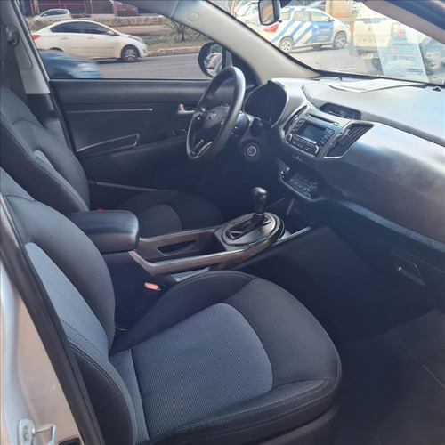Kia Sportage 2.0 LX 4X2 16V FLEX 4P AUTOMÁTICO