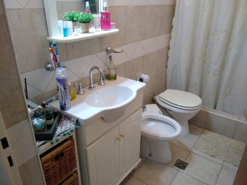 Casa En Venta En Liniers