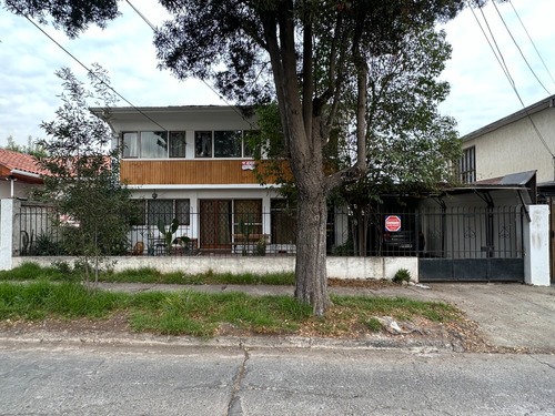 Casa Con Gran Terreno A Minutos De Metro Fernando Velasco