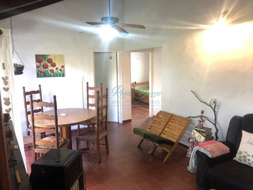 Imagen 6 de 16 de Linda Casa En Entorno Agradable, Excelente Para Vivir Todo El Año, Cuenta Con 3 Dormitorios, Living Comedor Cocina, Parrillero Sin Techar Y Garage.