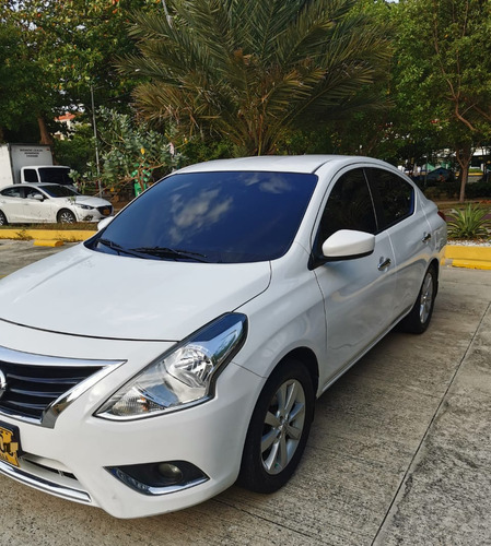 Nissan Versa 1.6 Advance