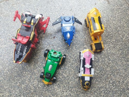 Pirate Gattai Gokaioh Gokaiger Sentai Ranger Zord Megaforce (Usado)