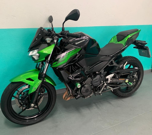 Imagem 4 de 11 de Kawasaki Z 400 Abs