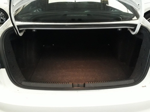 Imagen 10 de 15 de Volkswagen Jetta 2017 2.5 Comfortline Tiptronic At