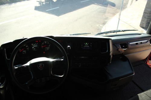 Imagem 6 de 15 de Scania R450 6x2 Vermelho 2021