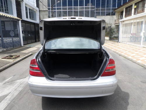 Imagen 8 de 14 de Mercedes Benz E 320