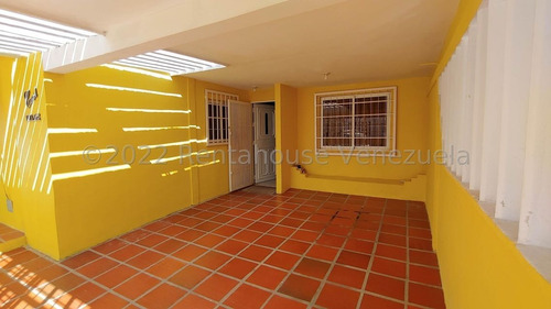 Imagen 2 de 9 de Fabulosa Y Tranquila Casa Amoblada En Calle Cerrada Zona La Picola