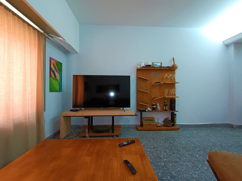 Imagen 5 de 24 de Venta- Casa 2 Dormitorios Con Cochera En Echesortu