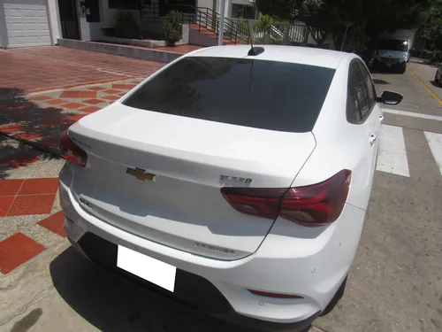 Chevrolet Onix 1.0T Premier Sedan At