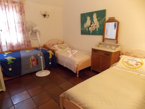 Casa, 5 Dormitorios, 5 Baños, Punta Del Este, Venta- Ref: 1019