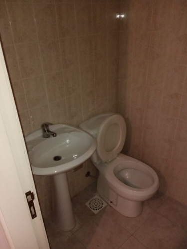 Imagen 7 de 9 de Excelente Vista, Piso 4to Piso, Impecable, Cofre