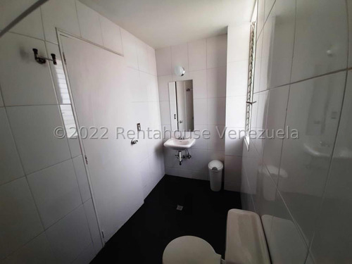 Se Vende Ph En Los Palos Grandes Lld 2520432